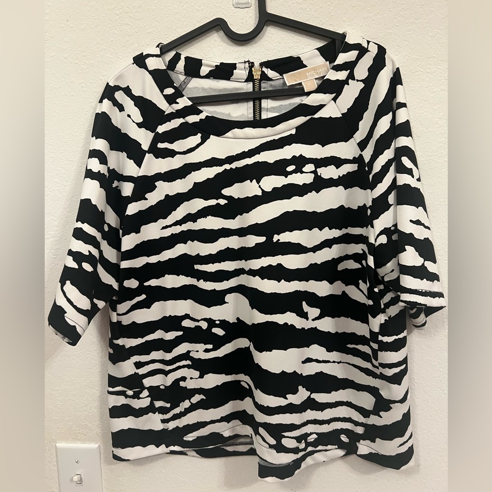 Micheal kors Top
